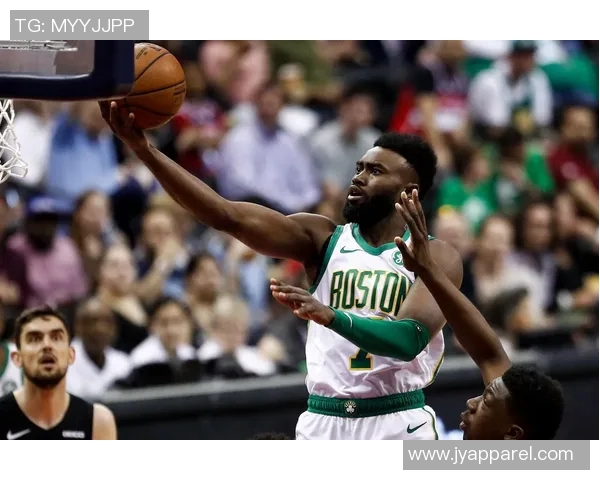 布朗31+11普尔23+8 凯尔特人擒奇才豪取四连胜