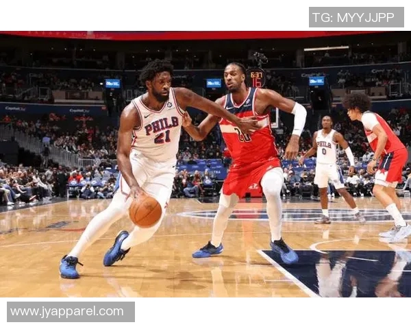 扣篮未果!巴洛失误,马克西抢断上篮主导76人10-0反超波 扣篮未果!巴洛失误,马克西抢断上篮主导76人10-0反超波