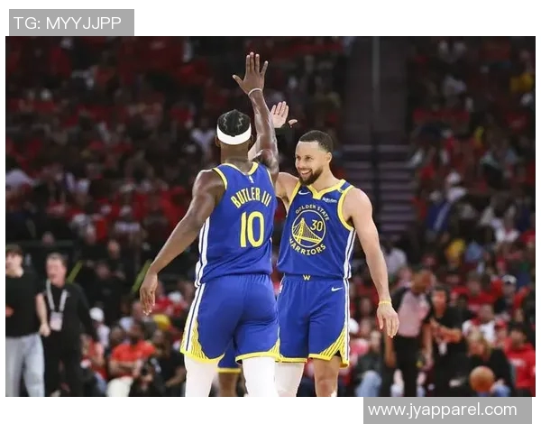 爆冷负无字母雄鹿！库里27+6+4难阻失利 关键时刻连续失误太致命