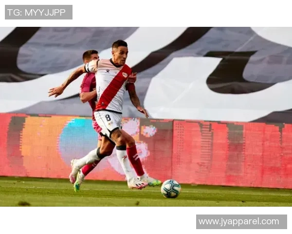 豪泽替补闪耀三分暴雨,首节连轰15分献21分神迹 豪泽替补闪耀三分暴雨,首节连轰15分献21分神迹