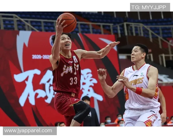 CBA杯浙江男篮110-89胜深圳，兰道夫25分吴前22分