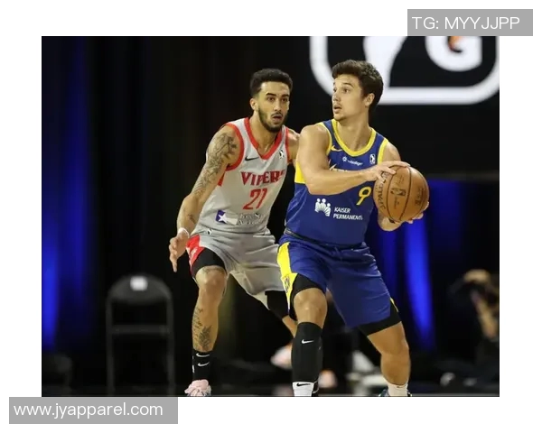 不乱打！13号秀奎因半场5中5拿到10分4篮板 正负值+15